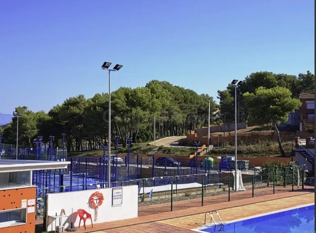 Casa en Daltmar, Olerdola - Ideal para familias jovenes. - foto 4