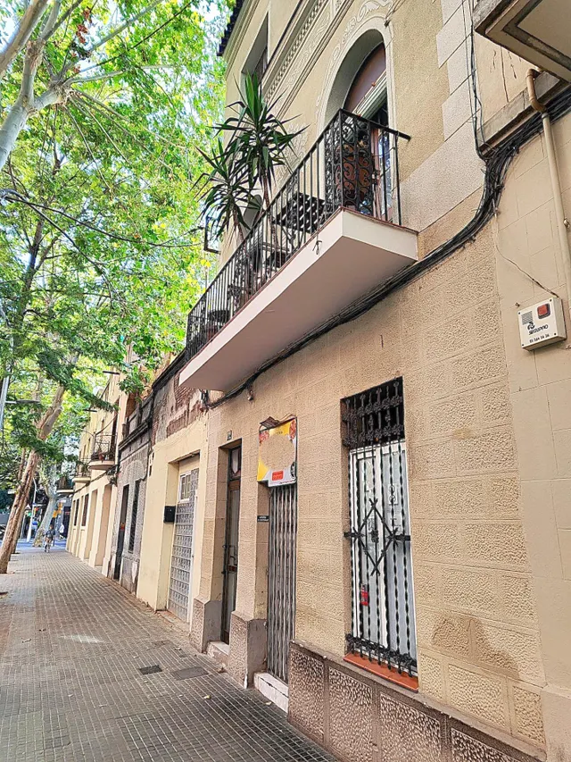 Edificio 243m² en venta - El Camp de l`Arpa del Clot — 7