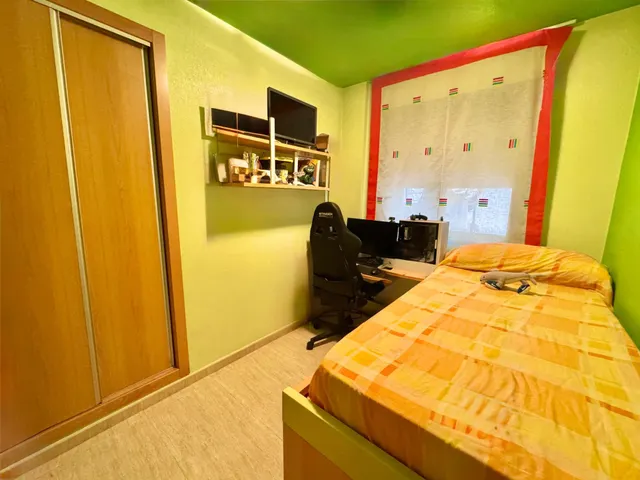 ESTUPENDO PISO DE VENTA EN ORIHUELA SEMINUEVO, CON GARAJE, RODEADO DE SERVICIOS… ¡¡PREGUNTE POR EL YA!! — 18