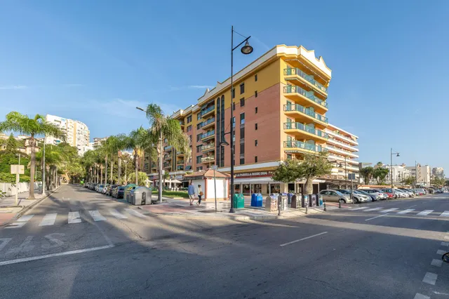 Exclusiva vivienda en primera línea de playa en el bajondillo – Torremolinos — 33