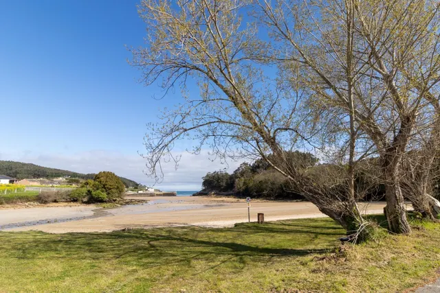 A 100 METROS DE LA PLAYA, CASA INDEPENDIENTE CON FINCA Y GRA