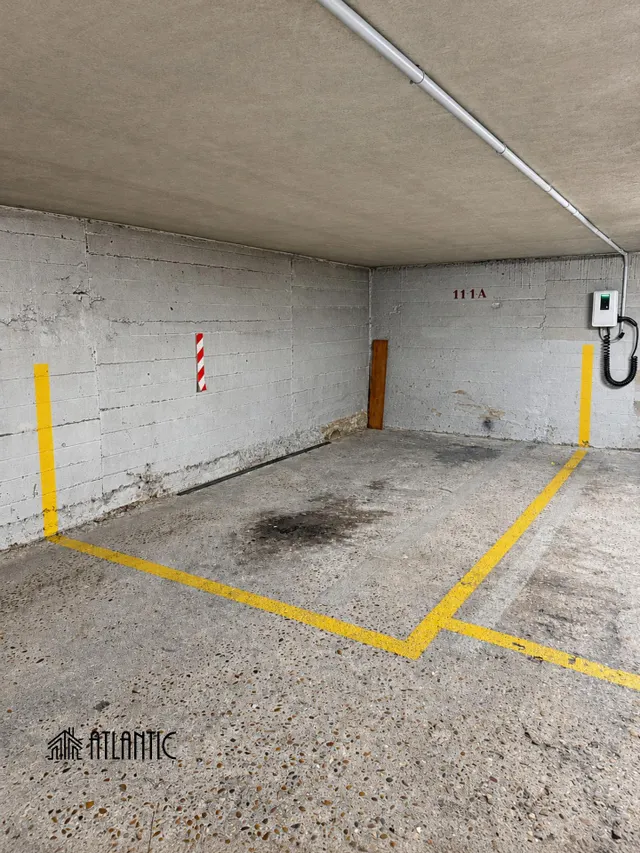 Piso 4 habitaciones 135m² en venta - Corte Inglés — 42