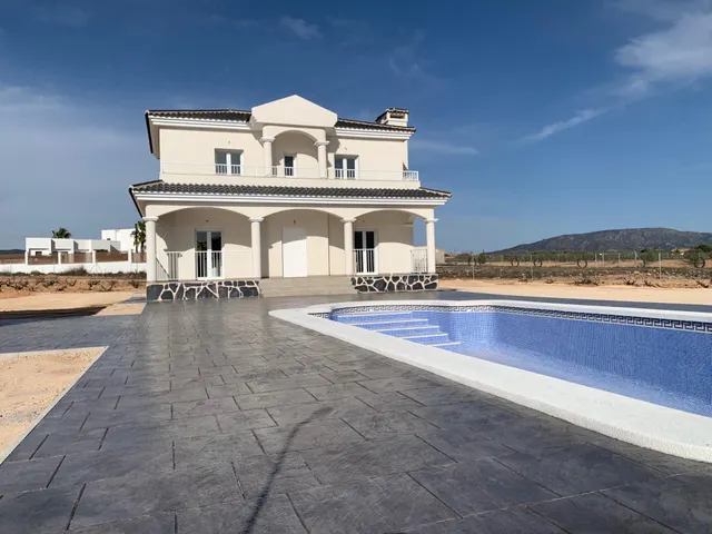 VILLAS DE OBRA NUEVA EN PINOSO — 7