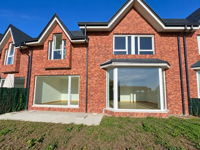 CHALET A ESTRENAR EN MORTERA : LUZ, DISEÑO Y CALIDAD — 27