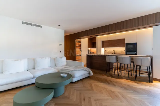 Exclusivo Piso de Lujo en el Corazón de Zaragoza — 5