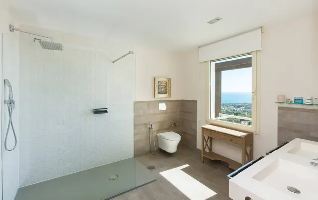 Villa Peñón. Villa con vistas panorámicas a la costa y orientación sur en venta en Benissa. — 10