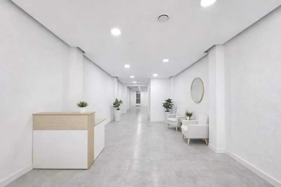 Local comercial alquilado de 107 m2 en pleno centro de Gandía – Ideal para inversionistas