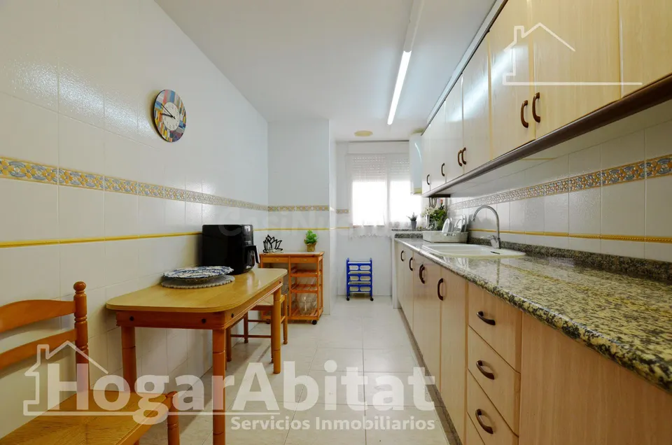 ¡PLAYA DE GANDÍA! PRECIOSO ÁTICO AMPLIO Y EXTERIOR CON GRAN TERRAZA