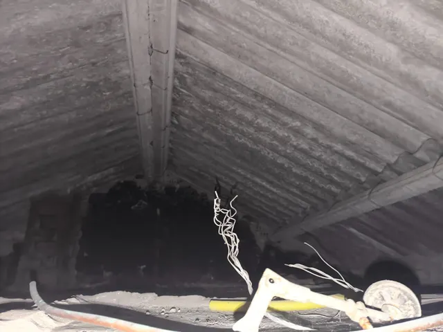CASA DE PIEDRA PARA RESTAURAR EN BASTAVALES — 19