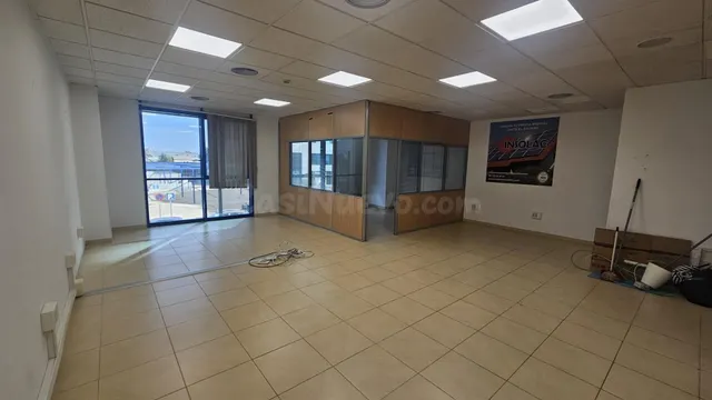 OFICINA EN VENTA EN TORNEO EMPRESARIAL!!! - foto 5