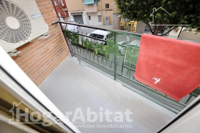REFORMADO CON DOS TERRAZAS Y DOS BALCONES — 29