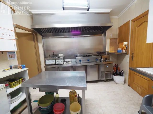 Amplio Local Comercial en Calle Don Victor Peñasco, Tomelloso - €500.000 — 6