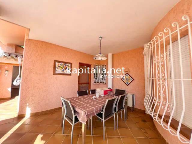 Magnifico chalet a la venta en Valencia — 34
