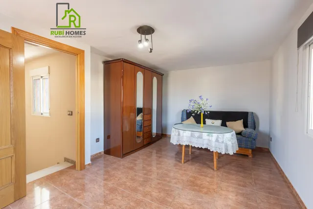 Casa independiente a 5 minutos de Granada en buen estado para entrar a vivir — 42
