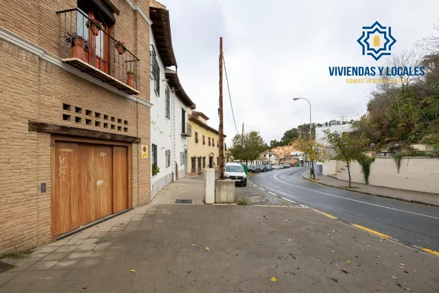 SE VENDE TERRENO URBANO PLURIFAMILIAR ZONA REAL DE CARTUJA Y JARDINES DEL TRIUNFO — 21