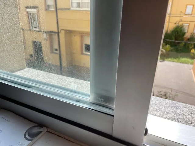 SE VENDE PISO ZONA ALTA — 23