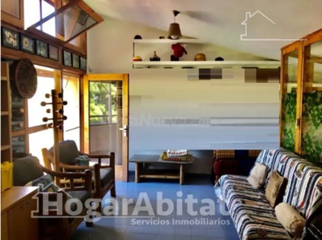 CHALET CON PISCINA, TERRAZA, GARAJE Y BARBACOA — 4