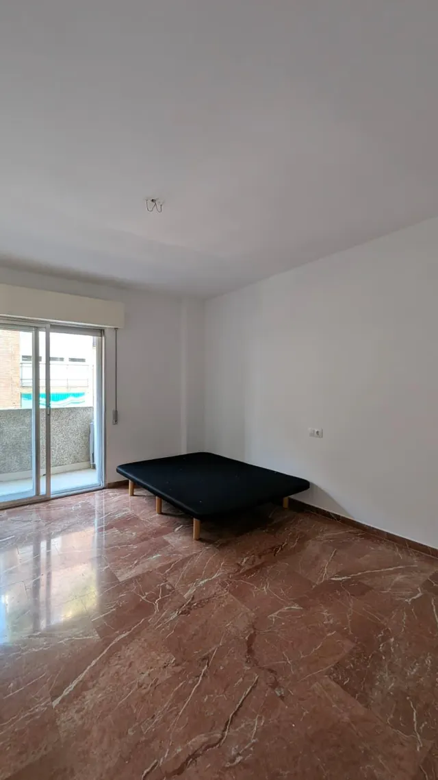 Piso 4 habitaciones 145m² en alquiler - Arabial — 14