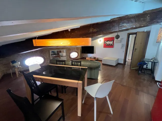 ENCANTADOR ÁTICO EN CENTRO HISTÓRICO VALENCIA — 14