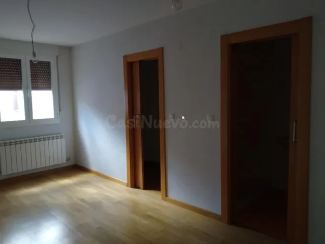 Piso 2 habitaciones 84m² en venta - Becerril de campos - foto 5