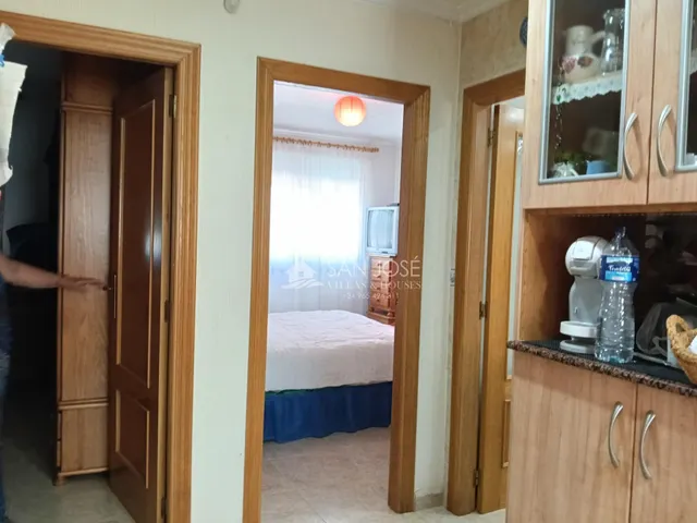 SE VENDE CHALET EN BUEN ESTADO EN ASPE ZONA CARRETERA DE LA ROMANA — 42