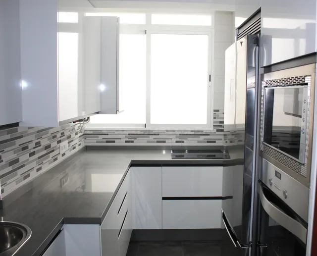 Acogedor Piso en Gamarra, Málaga – Ideal para Entrar a Vivir — 3