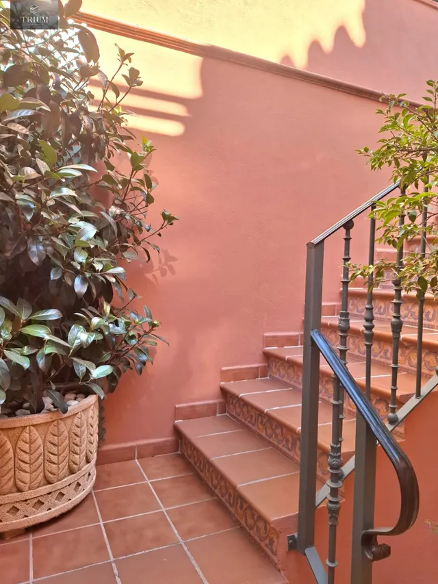 FANTÁSTICO CHALET EN VILLA ARGAZ, JUNTO AL CC SERRALLO PLAZA - foto 4