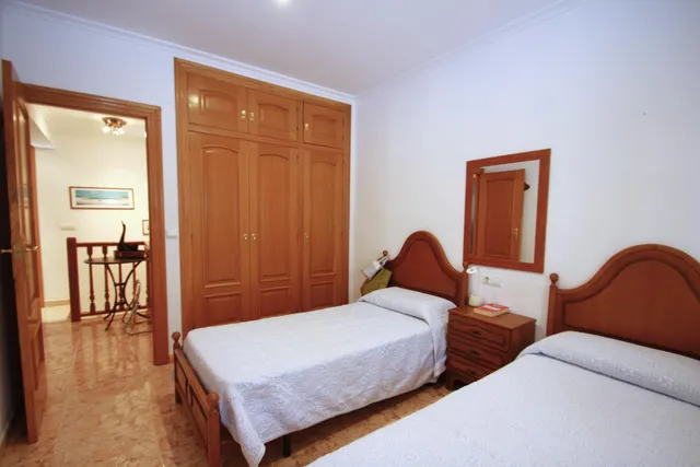 ✓Casa con 2 Pisos Independientes en Denia, Costa Blanca. — 24
