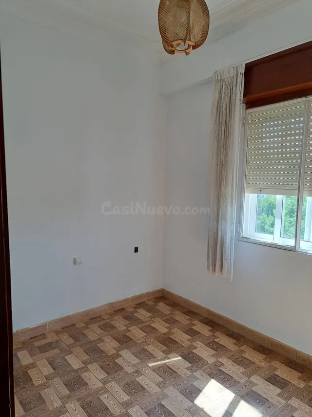 Venta de piso en Avd Zamora, Ourense — 5