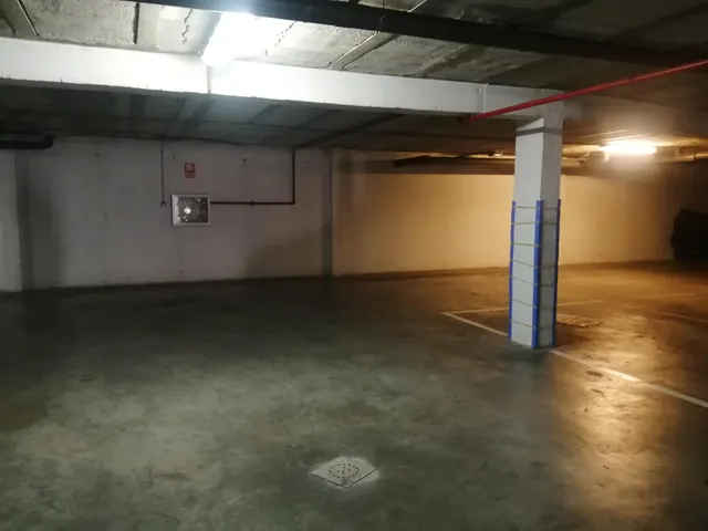 SE VENDEN TRES PLAZA DE GARAJE EN MARINA DE LA BAHÍA — 3