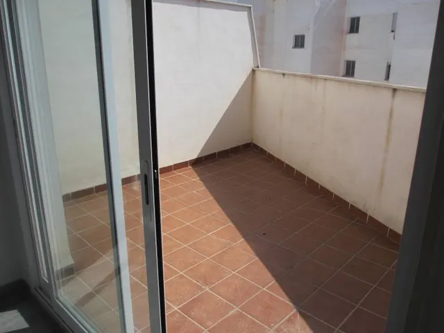 AVENIDA DE VALENCIA (GANDIA) - ÁTICO DUPLEX - SE VENDE — 28