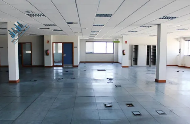 Oficina de 1.112 m2 en venta en Rejas – Madrid — 6