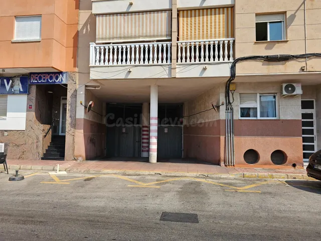 Garaje doble + trastero Zona Centro - foto 2