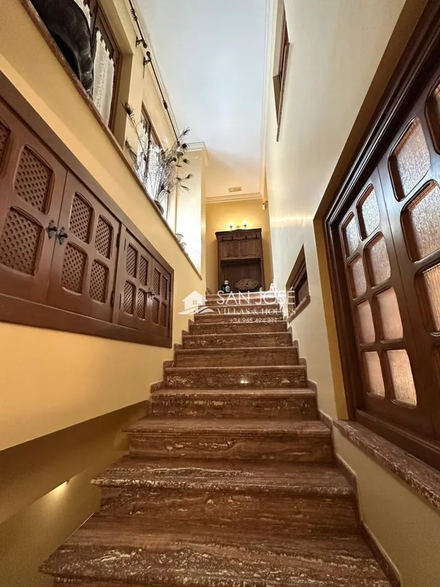 VENTA DE CHALET DE LUJO EN NOVELDA — 48