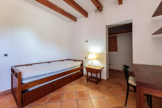 Casa rústica con amplio terreno en Santa Maria del Camí — 17