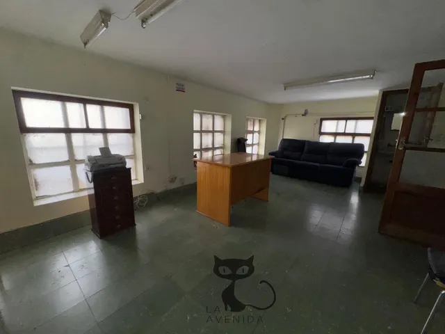 INVERSORES: 635 m2 CONSTRUIDOS EN BENETÚSSER POR 350.000 € — 8