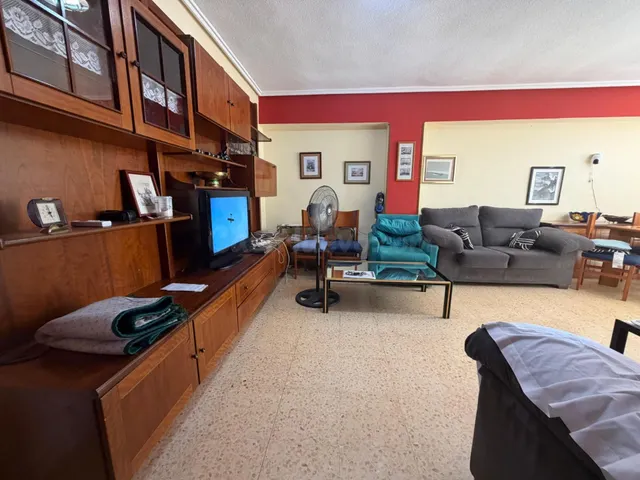 Venta del piso en el Grau con dos terrazas y parking - foto 4
