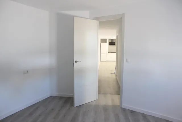CHALET RUSTICO + APARTAMENTO DE INVITADOS, GARAJE, BUEN ACCESO, AIRE ACONDICIONADO — 40