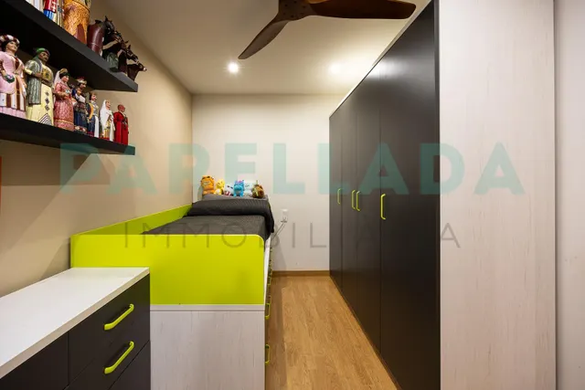 Ático exclusivo con dos terrazas y vistas al mar en el centro de Badalona — 24