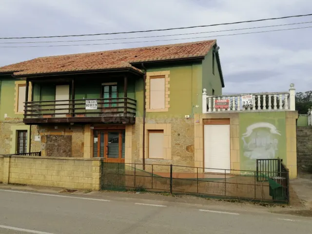 Bar Cafeteria, y vivienda en entranbasaguas, Cantabria