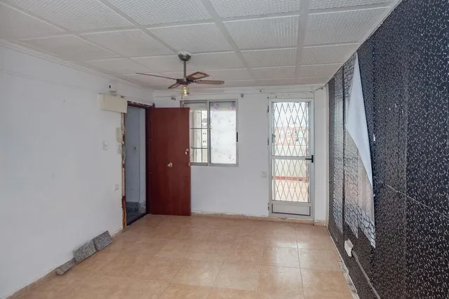 Piso con terraza, bien ubicado y SIN COMISIONES — 7