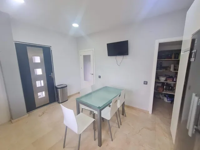 CHALET INDEPENDIENDIENTE EN PARCELA DE 1.450 M2, PISCINA Y AMPLIAS ZONAS EXTERIORES — 16