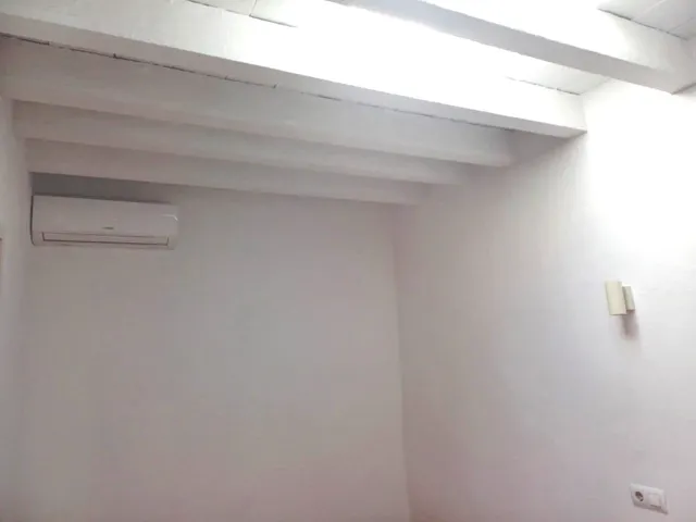 CASA CON TERRAZA SOLÁRIUM EN LA VILETA. — 9