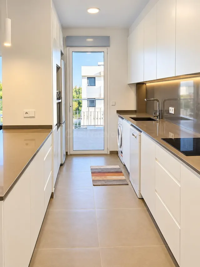 Apartamento 2 habitaciones 181m² en alquiler - Platja de Oli - foto 4