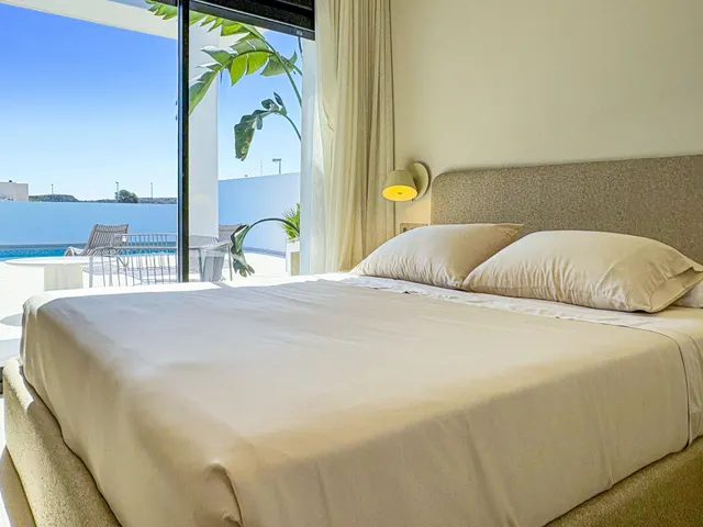 Moderna villa de lujo con 4 dormitorios y piscina privada con vistas a la montaña en Ciudad Quesada(Alicante) — 9