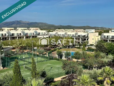 Exclusivo ático dúplex con solárium en Panorámica Golf Resort – San Jorge (Castellón)