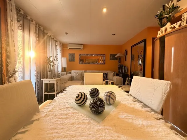 Piso impecable de 2 habitaciones con balcón en Badalona — 7