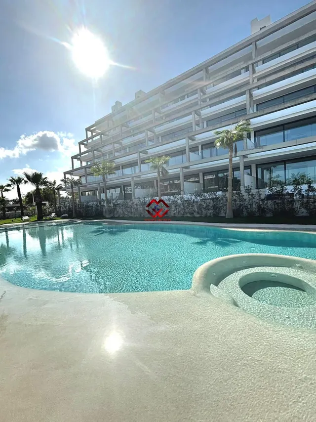 COMPLEJO RESIDENCIAL EN MAR DE CRISTAL