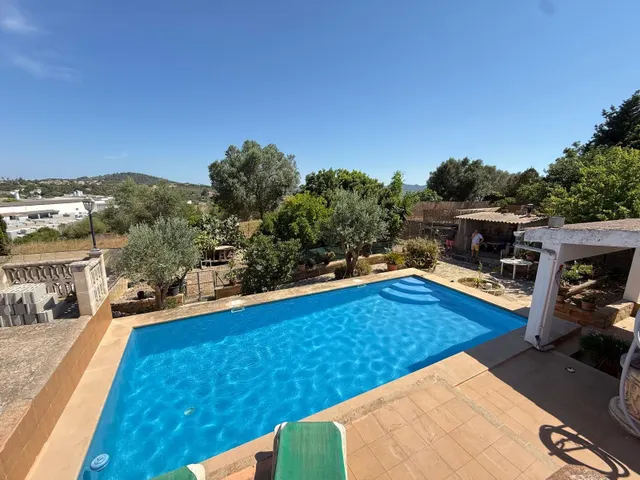 Casa de campo con piscina y terreno en las afueras de Manacor — 14