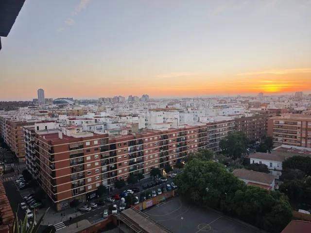 Fantástica vivienda en Ayora con espectaculares vistas.